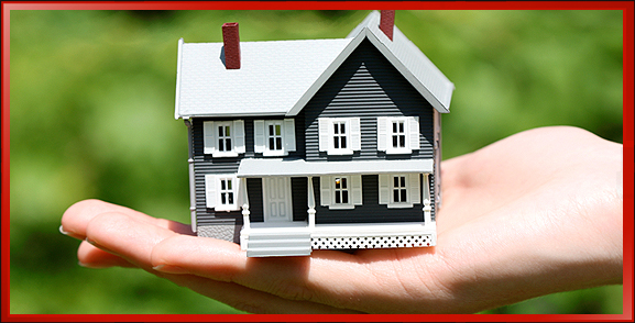Real Estate Agent House in Hand for Sale Real Estate Agent House in Hand for Sale
