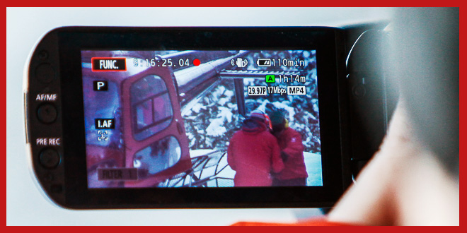 lcd-camera-flip-out-screen-01